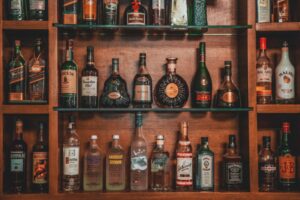 Influencer Marketing in the Wine & Spirits Industry: Everything You Need to Know
